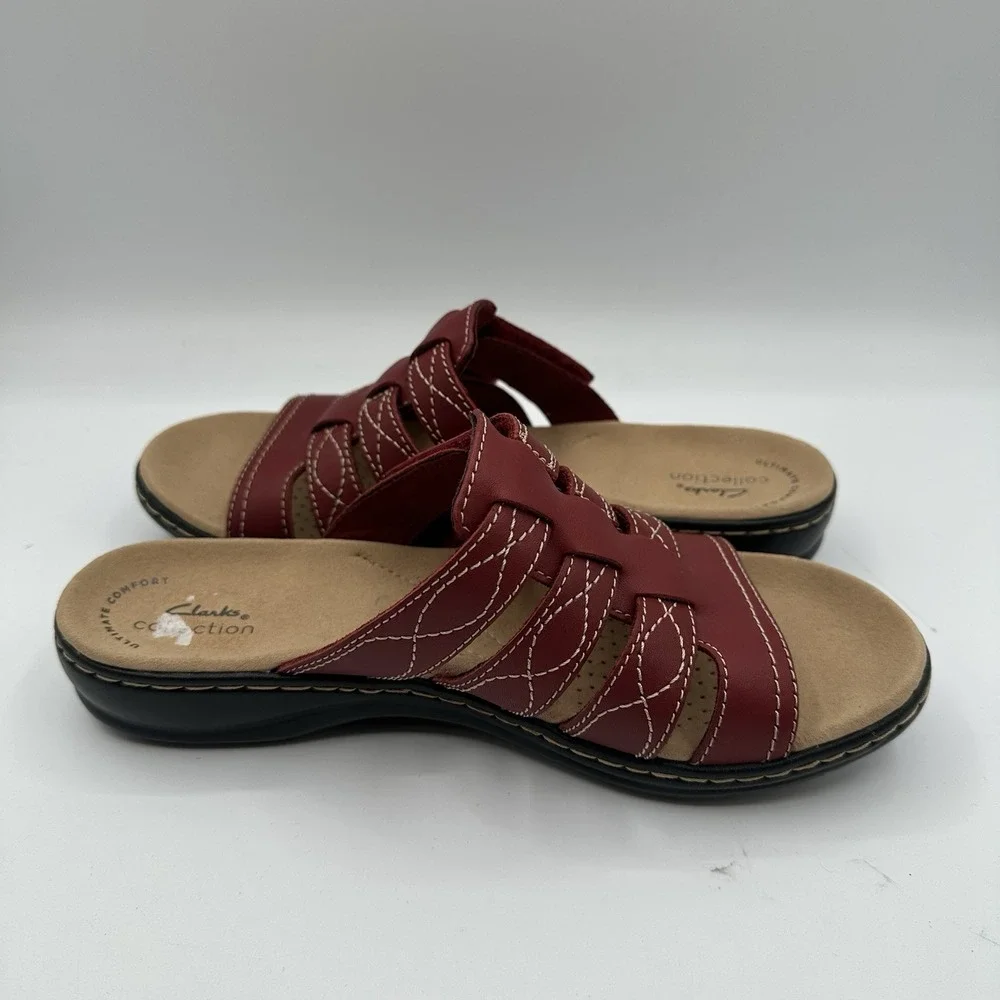 Clarks Sandals Womens Sz‎ 7 W Red Leather 4 Strap Strappy Slip On Slides - Picture 7 of 11
